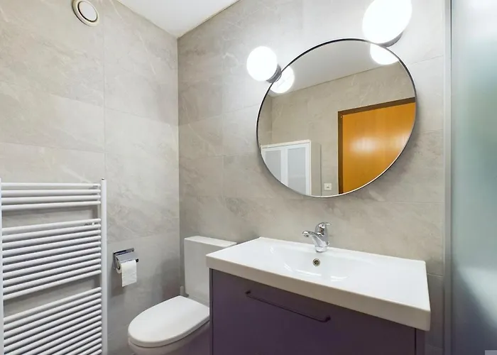 Magnifique Avec Vue Sur Les Sommets Enneiges